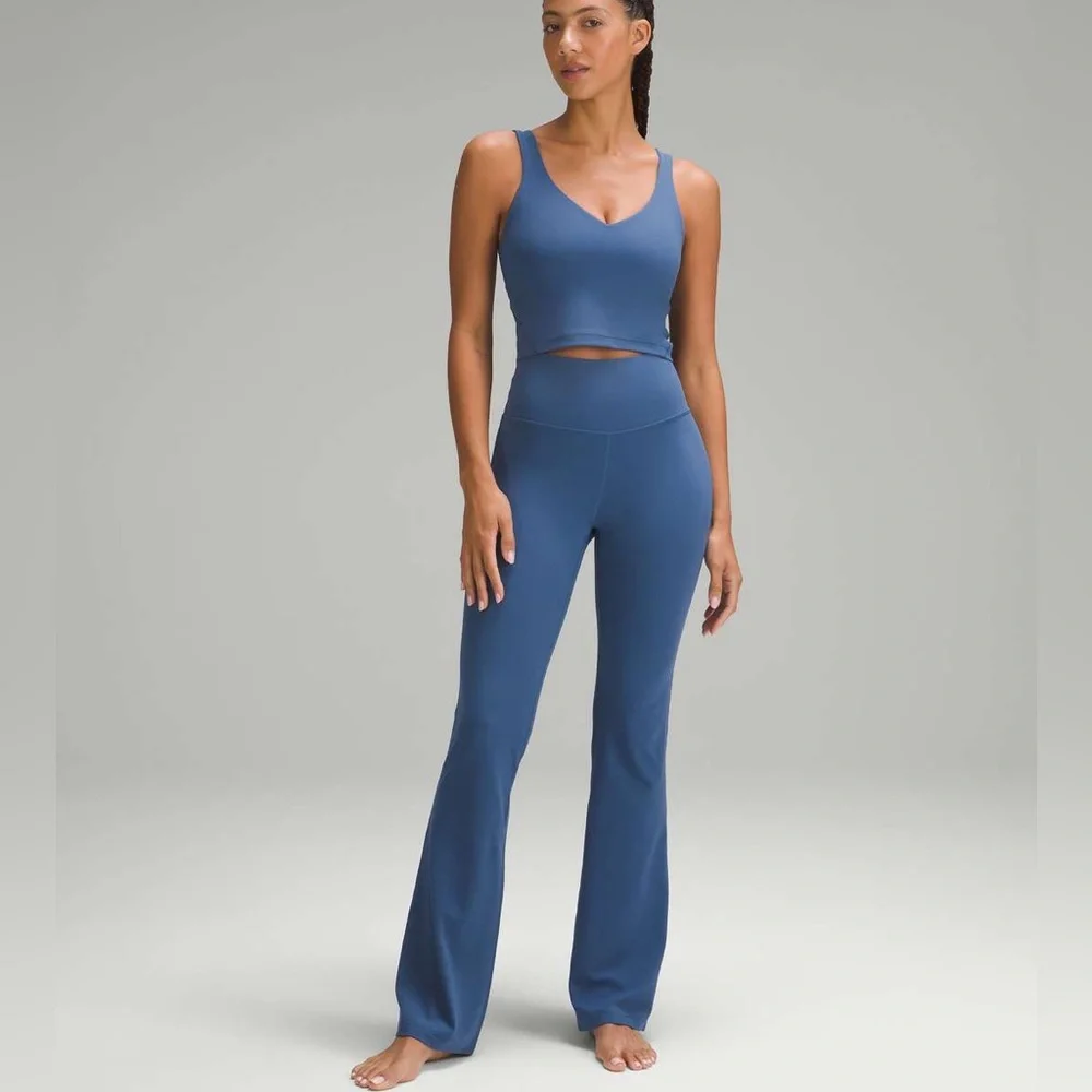 Lululemon Groove Super-High-Rise Flared Pant Nulu  Size 2